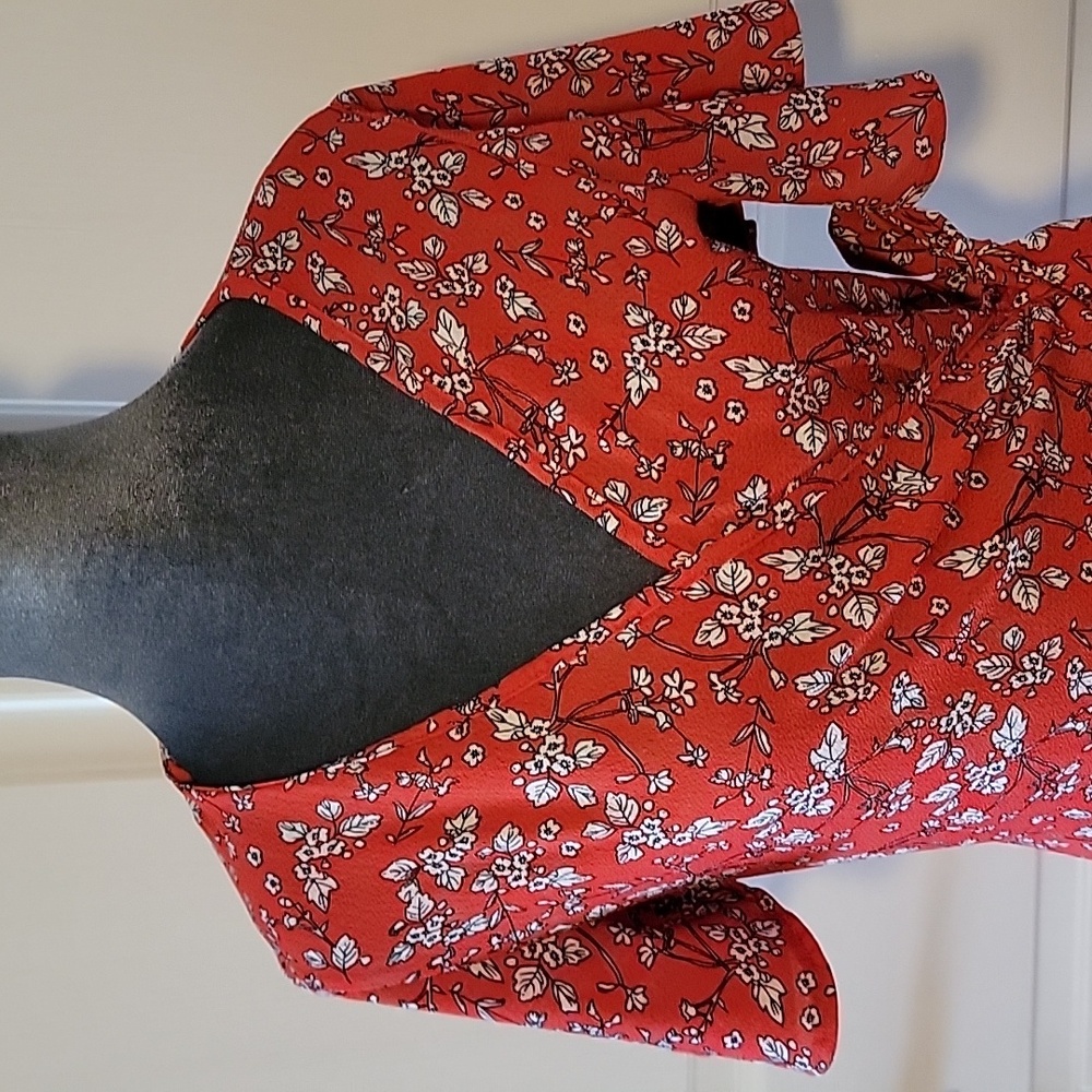 Floral Red Wrap Dress Small - Picture 3 of 5